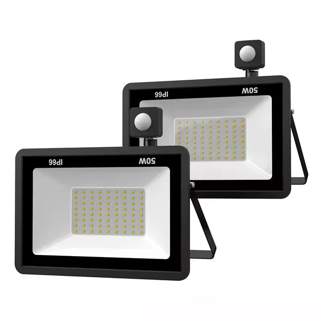 LED Floodlight with sensor